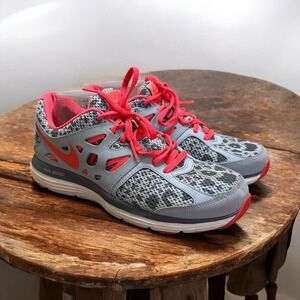 Nike Dual Fusion Lite Low Mesh cheetah/leopard Trainers 599560-402 Coral/Grey9.5